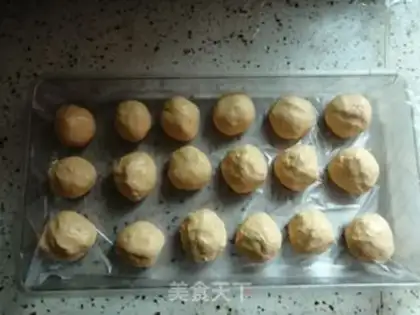 Make Pumpkinballs step 2