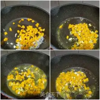 Make Pumpkin shrimp fried rice step 3