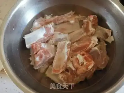 Make Pork bone and soybeans step 0