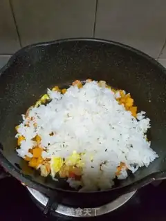 Make Pumpkin shrimp fried rice step 6