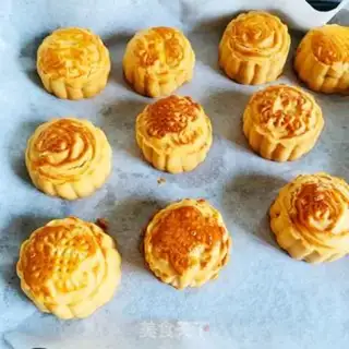 Make Homemade moon cakes step 14