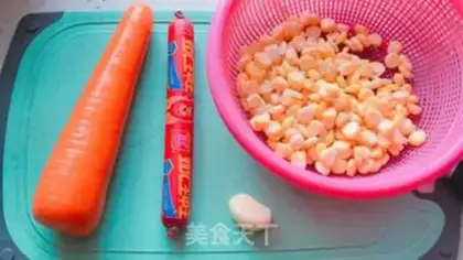 Make Corn pellets of ham step 0
