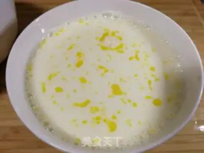 Make Toast egg pudding step 1