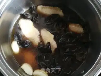 Make Blackwood burning chicken wings step 3