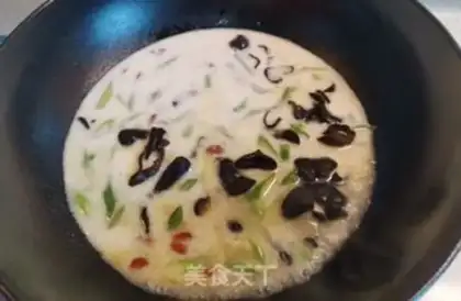 Make Pyramid cream soup step 7