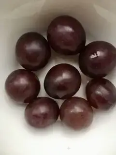 Make The raisin dumpling step 1