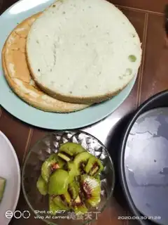 Make Butterbean monkey mousse cake step 2