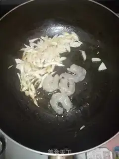 Make Shrimp noodles step 3