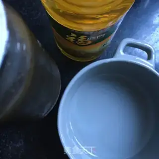 Make A tan green bean moon cake step 0