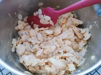 Make Caramel almonds, Florence step 9