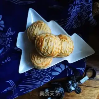 Make A tan green bean moon cake step 17