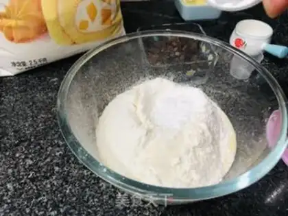 Make Low sugar raisin scon step 5