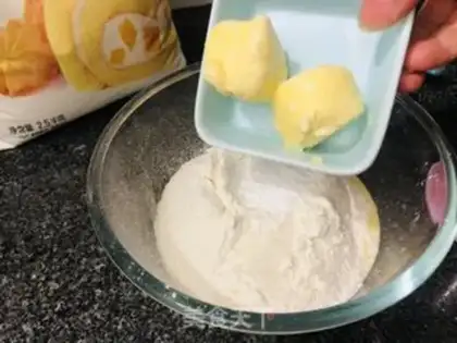 Make Low sugar raisin scon step 6