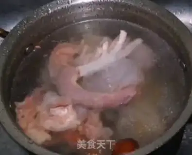 Make Powdered chicken soup step 2
