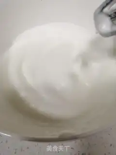 Make Yogurt cake step 4