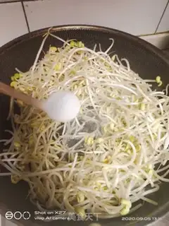 Make Cook beef with tofu step 6