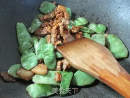 Make The lentils are fried step 5