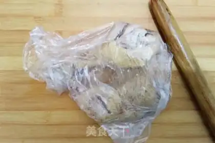 Make The cold hand tore the chicken step 5