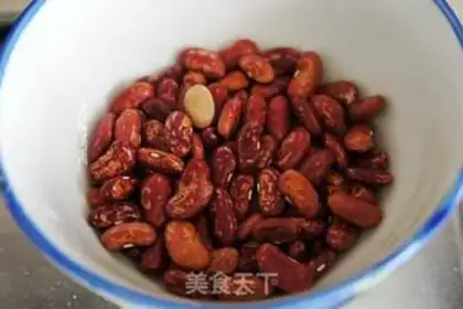 Make Porridge of beans step 1