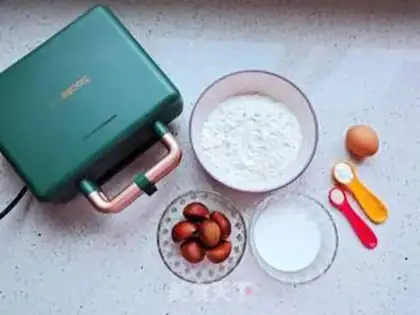 Make Chestnut waffles step 0