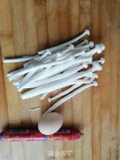 Make Seafood mushroom ham and egg soup step 0