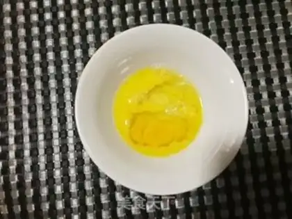 Make Potato omelet spinach noodles step 1