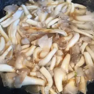 Make Five flowers for mushrooms step 3