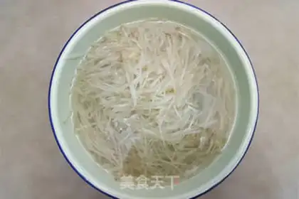 Make Old Beijing sauce pickles step 2