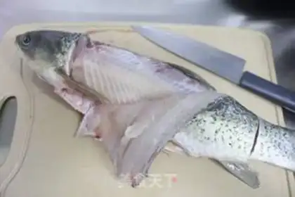 Make One fish and four step 2