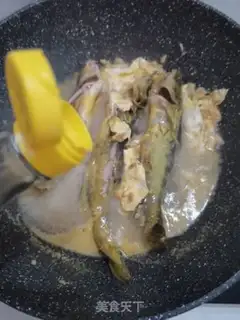 Make Yellowfish egg soup step 4