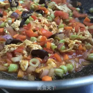 Make Wearing noodles in bean-fruit eggs step 10