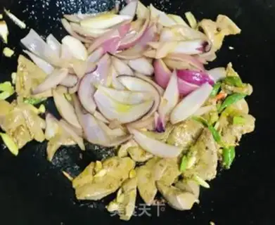 Make Onion fried liver step 6
