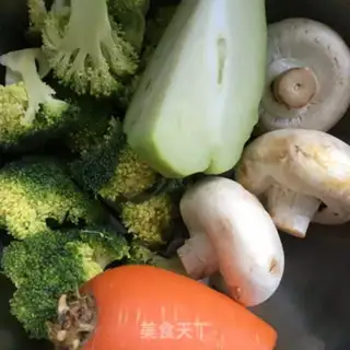 Make A meatloaf and a vegetable step 1