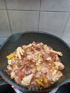 Make Pumpkin, hen step 3