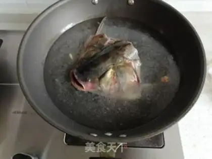 Make Fish tofu soup step 2