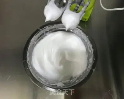 Make Mini yogurt cake step 6