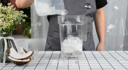 Make Frozen ice with coconut milk step 4