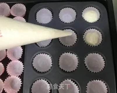 Make Mini yogurt cake step 10