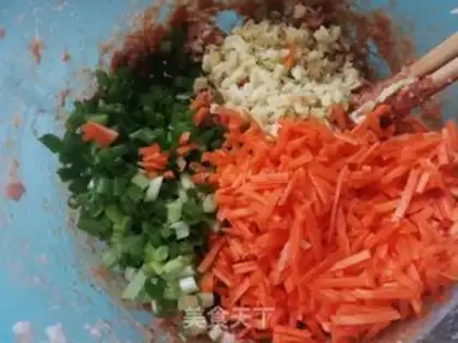 Make Carrot mushroom pork dumplings step 13