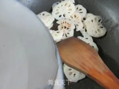 Make Crab-cake chicken cake step 2