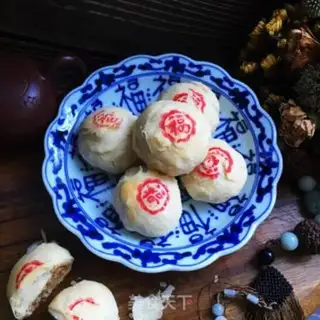 Make Squeeze meat mooncake step 17