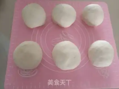 Make Cheese ham and sausage packs step 5