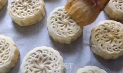 Make What a moon cake step 11