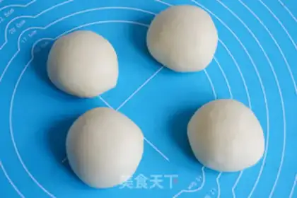 Make ♪ Four leaves with bread ♪ step 2
