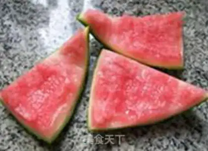 Make Watermelon pickles step 1
