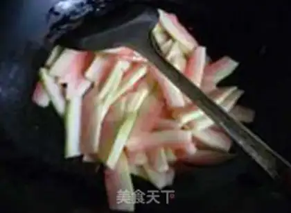 Make Scrambled watermelon step 4