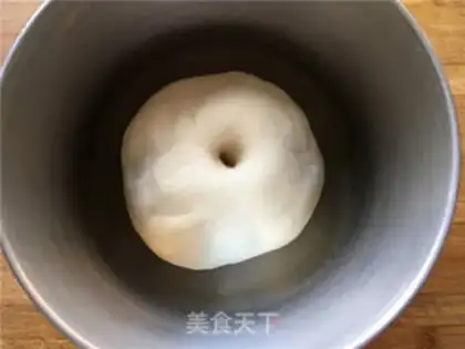 Make Red sugar pan helmet step 5
