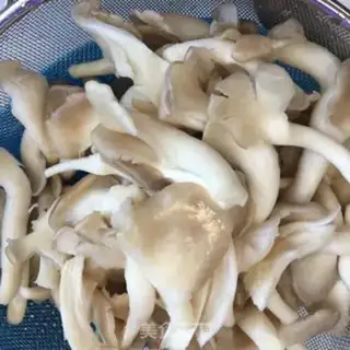 Make Five flowers for mushrooms step 0