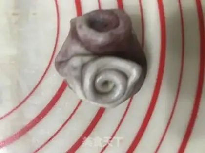 Make Flower souffle step 15