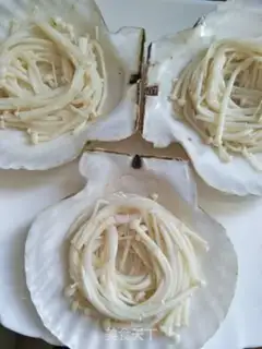 Make The golden mushroom fan step 2